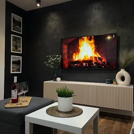 Apartament No 59 *
